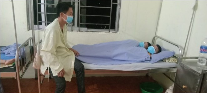 Bị suy thận, người cha nghèo tìm kiếm sự sống để nuôi 2 con mắc bệnh tim bẩm sinh   - Ảnh 1.