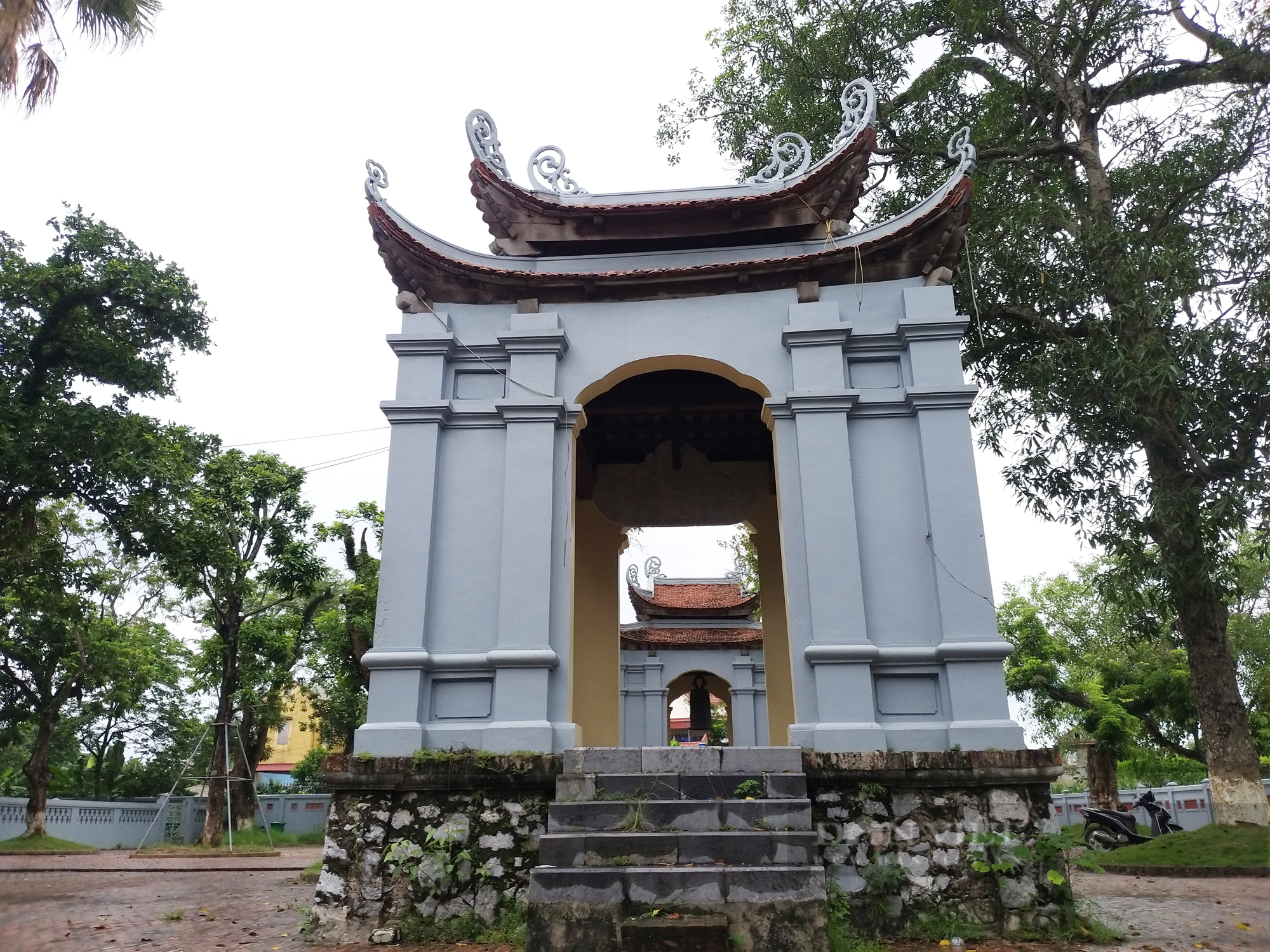Đền thờ một vị &quot;tứ bất tử&quot;: Nhiều cổ vật bị đánh cắp, còn lọ bách thọ quý hiếm (Bài 2) - Ảnh 5.