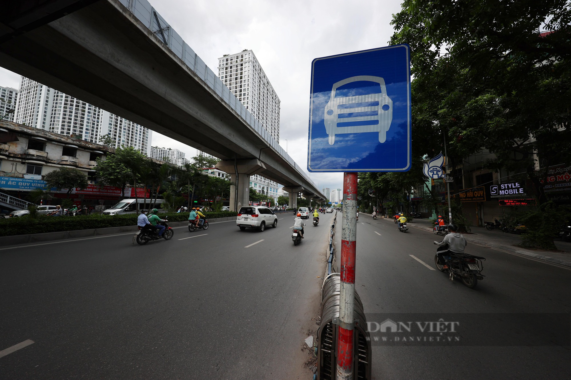 Hàng loạt dải phân cách trên đường Nguyễn Trãi được tháo dỡ sau 1 năm thí điểm - Ảnh 9.