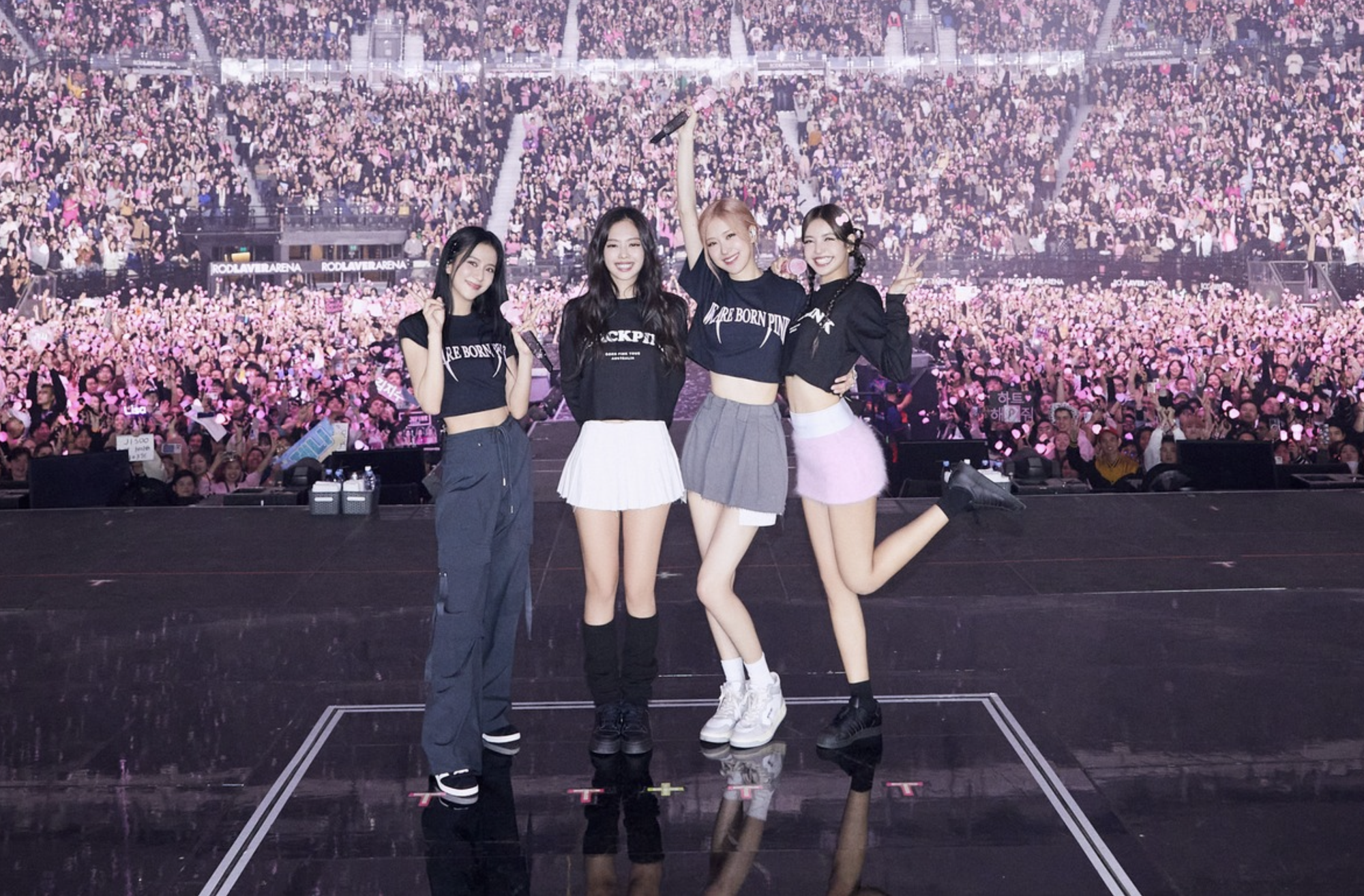BLACKPINK, Taylor Swift &quot;kích thích&quot; du lịch Châu Á ra sao? - Ảnh 1.