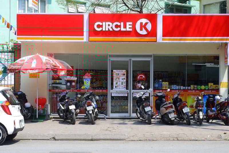 Cuộc chiến cửa hàng tiện lợi tại Việt Nam - Ảnh 2. Cuộc chiến cửa hàng tiện lợi tại Việt Nam - Ảnh 2.