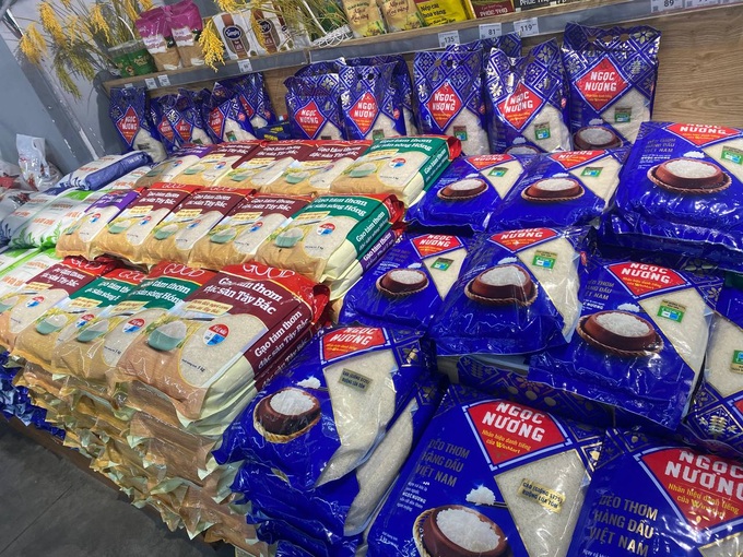 &quot;Hơn 10 năm bán gạo, chưa bao giờ thấy giá tăng chóng mặt đến vậy&quot; - Ảnh 2.