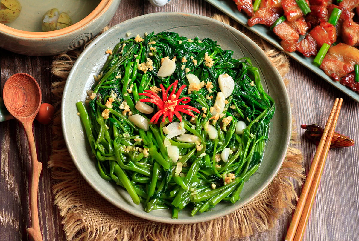 Loại rau được mệnh danh là rau &quot;quốc dân&quot; vì tần suất xuất hiện trên mâm cơm của người Việt, trồng được quanh năm - Ảnh 4.