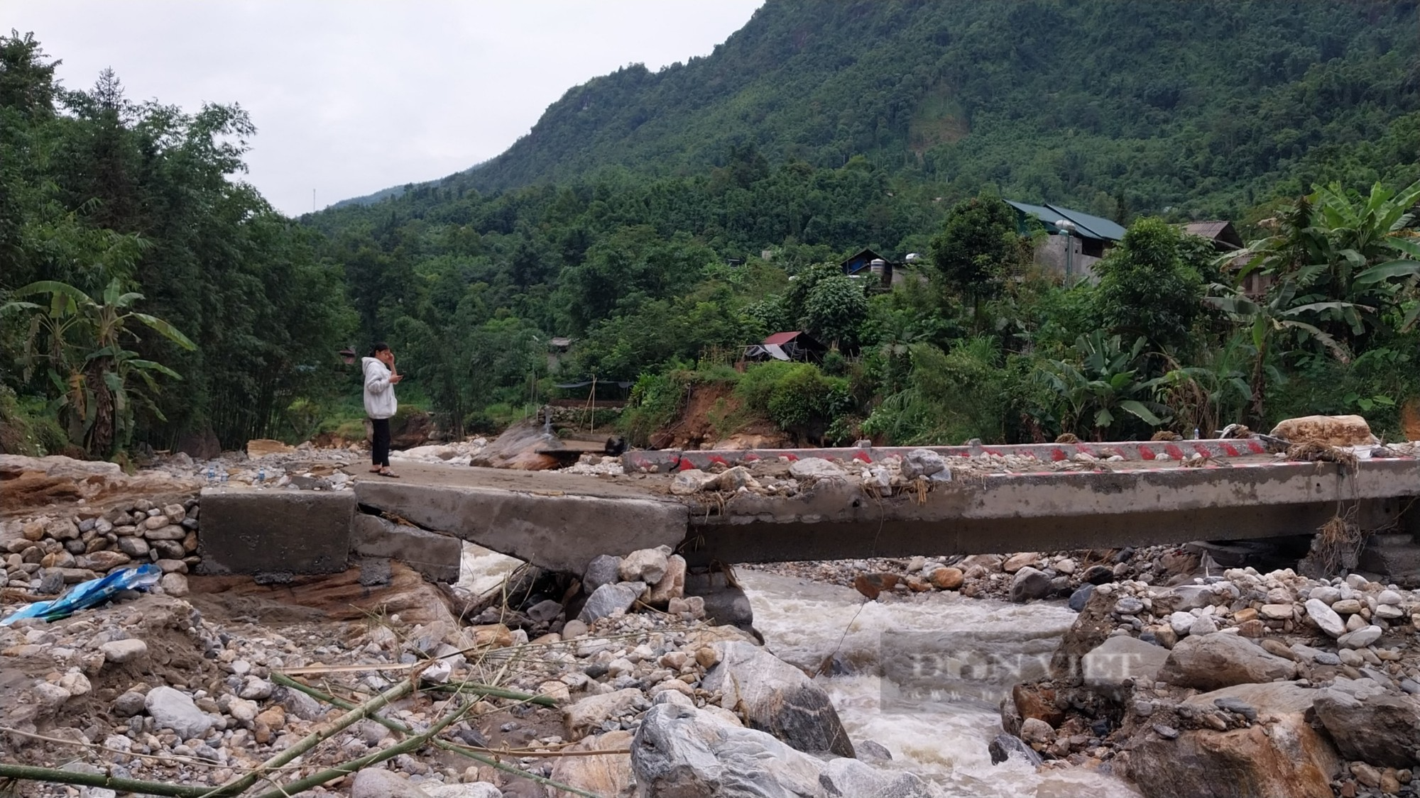 Lào Cai: 14 người thương vong do lũ quét - Ảnh 4. Lào Cai: 14 người thương vong do lũ quét - Ảnh 4.