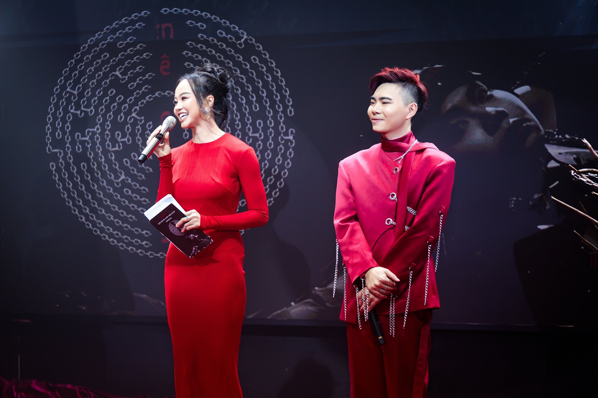 Tân binh Vpop chuyên sáng tác nhạc ngoại, con nhà gia thế là ai? - Ảnh 1.