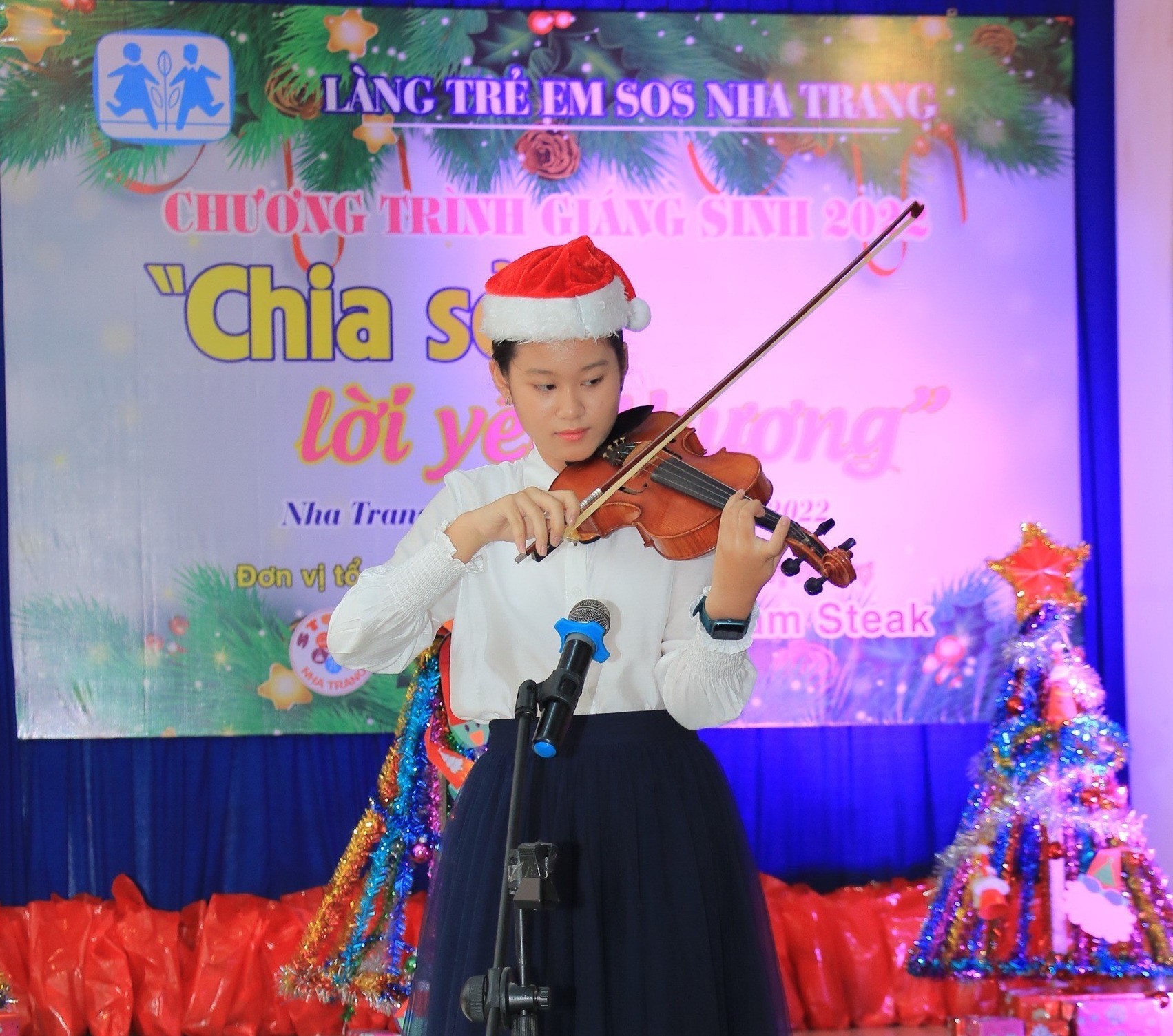 Gặp gỡ nữ sinh lớp 9 ở Khánh Hòa đã vào vai Chủ tịch “Quốc hội trẻ em” - Ảnh 8.