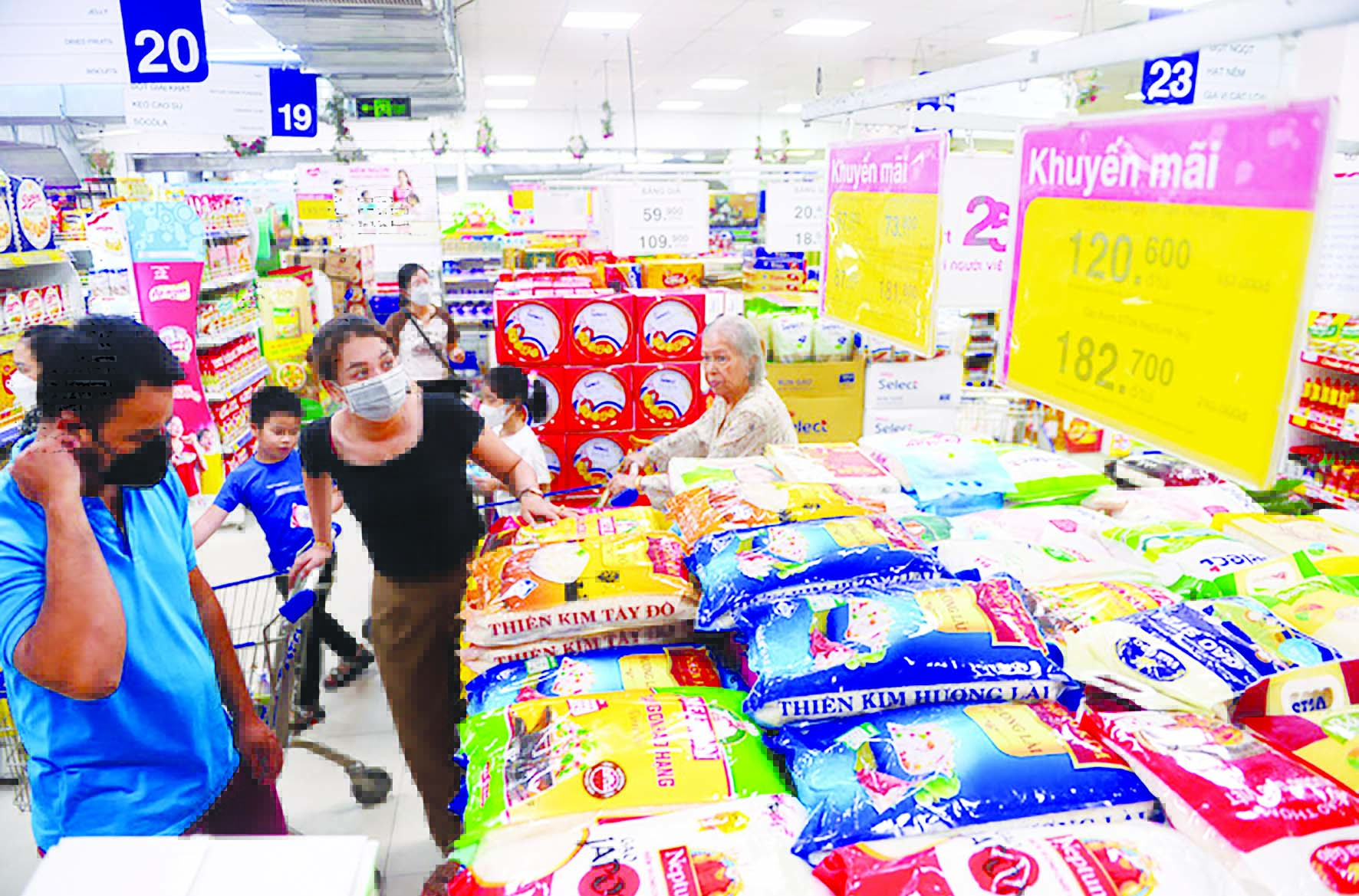 Tăng tiết kiệm tối đa từ hàng size lớn - Ảnh 1.
