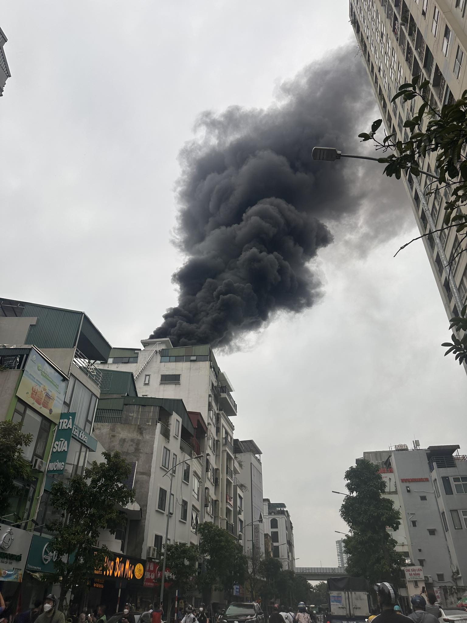 Vụ cháy ở Vũ Trọng Phụng: Xử phạt 12,5 triệu đồng - Ảnh 1.