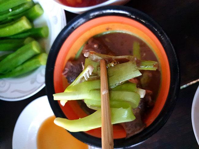 Loại rau mọc tua tủa, trước dùng để chống đói, giờ là đặc sản được săn lùng, biết giá ai cũng hỏi mua - Ảnh 8. Loại rau mọc tua tủa, trước dùng để chống đói, giờ là đặc sản được săn lùng, biết giá ai cũng hỏi mua - Ảnh 8.