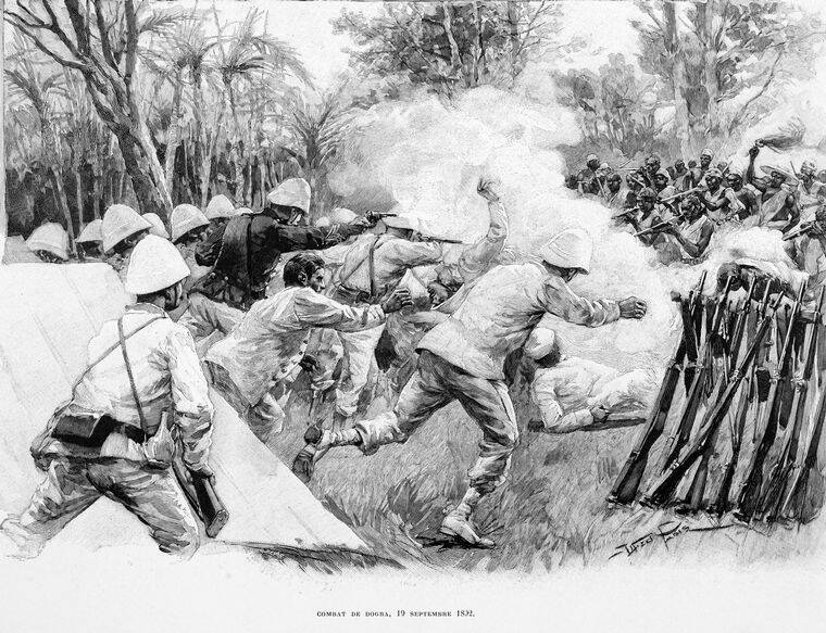 Quốc vương Dahomey dùng đội quân 3.000 bà vợ, thực dân Pháp khiếp sợ - Ảnh 3.