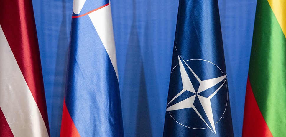 Dù thắng hay bại trong cuộc chiến với Nga, Ukraine cũng 'không có cửa' gia nhập NATO - Ảnh 1.