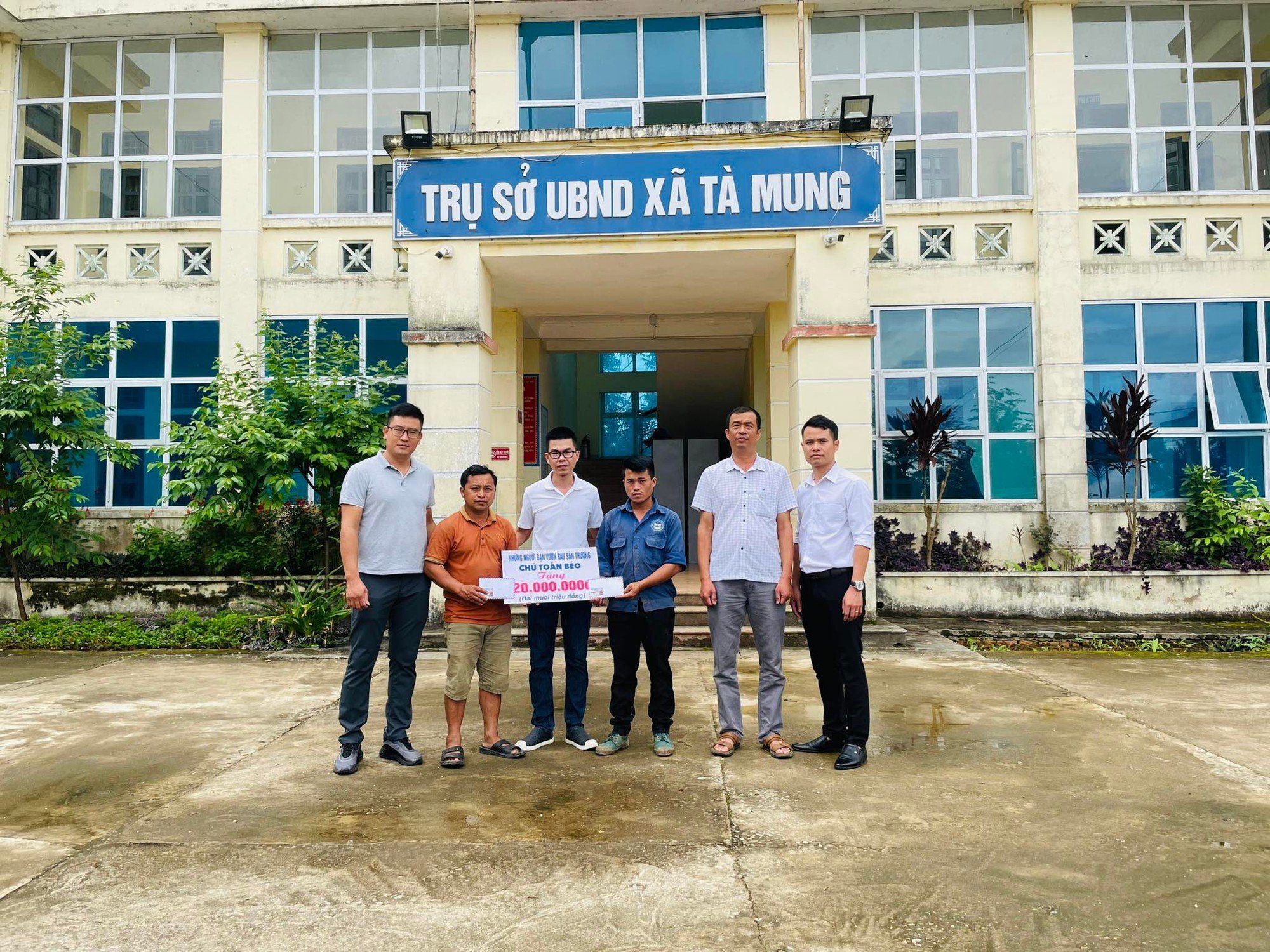 Vườn rau sân thượng “ăn quanh năm” của nam bác sĩ Hà thành - Ảnh 6.