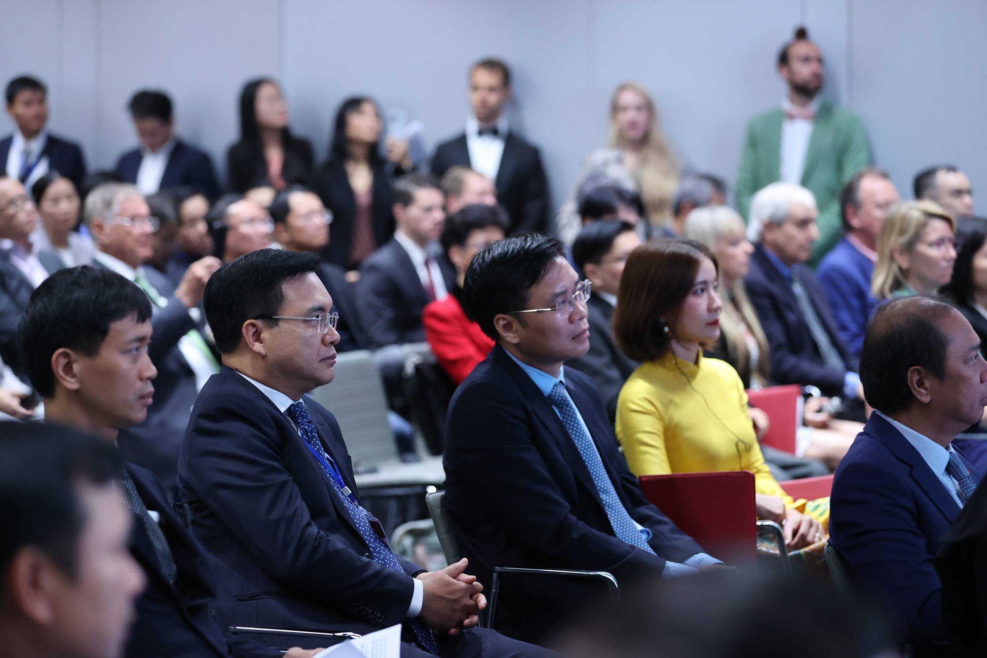 Đề nghị doanh nghiệp Hoa Kỳ góp phần ủng hộ một Việt Nam 'mạnh, độc lập, tự cường và thịnh vượng' - Ảnh 3. Đề nghị doanh nghiệp Hoa Kỳ góp phần ủng hộ một Việt Nam 'mạnh, độc lập, tự cường và thịnh vượng' - Ảnh 3.