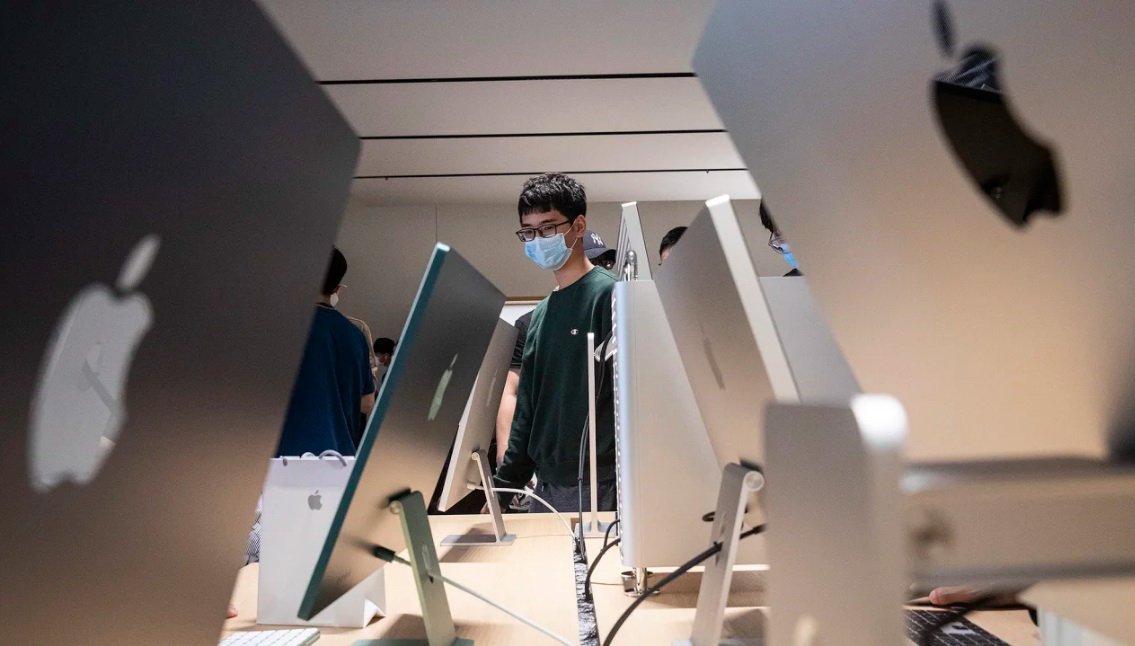 Apple và câu chuyện chuyển một phần sản xuất khỏi Trung Quốc, vì sao lại là bài toán khó của CEO Tim Cook? - Ảnh 2. Apple và câu chuyện chuyển một phần sản xuất khỏi Trung Quốc, vì sao lại là bài toán khó của CEO Tim Cook? - Ảnh 2.