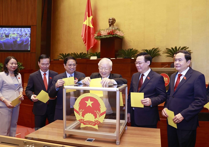 Quốc hội sẽ không lấy phiếu tín nhiệm với Chủ tịch nước và 4 lãnh đạo cấp cao - Ảnh 1.