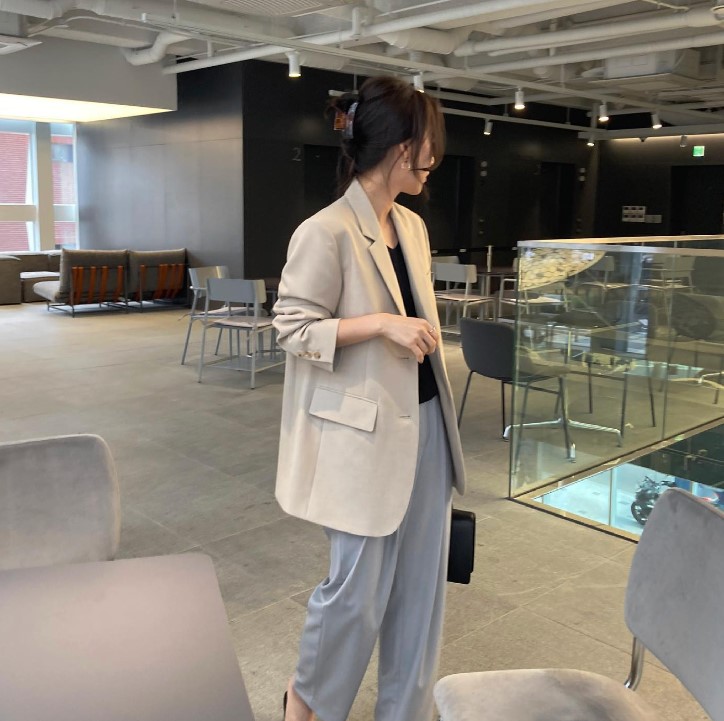 Chọn mua blazer: Chú ý phần cầu vai để mặc đẹp, tôn dáng - Ảnh 12.