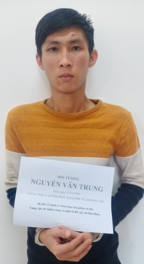 Bộ đội Biên phòng tỉnh Kiên Giang phá thành công chuyên án mua bán vũ khí quân dụng liên tỉnh - Ảnh 2.
