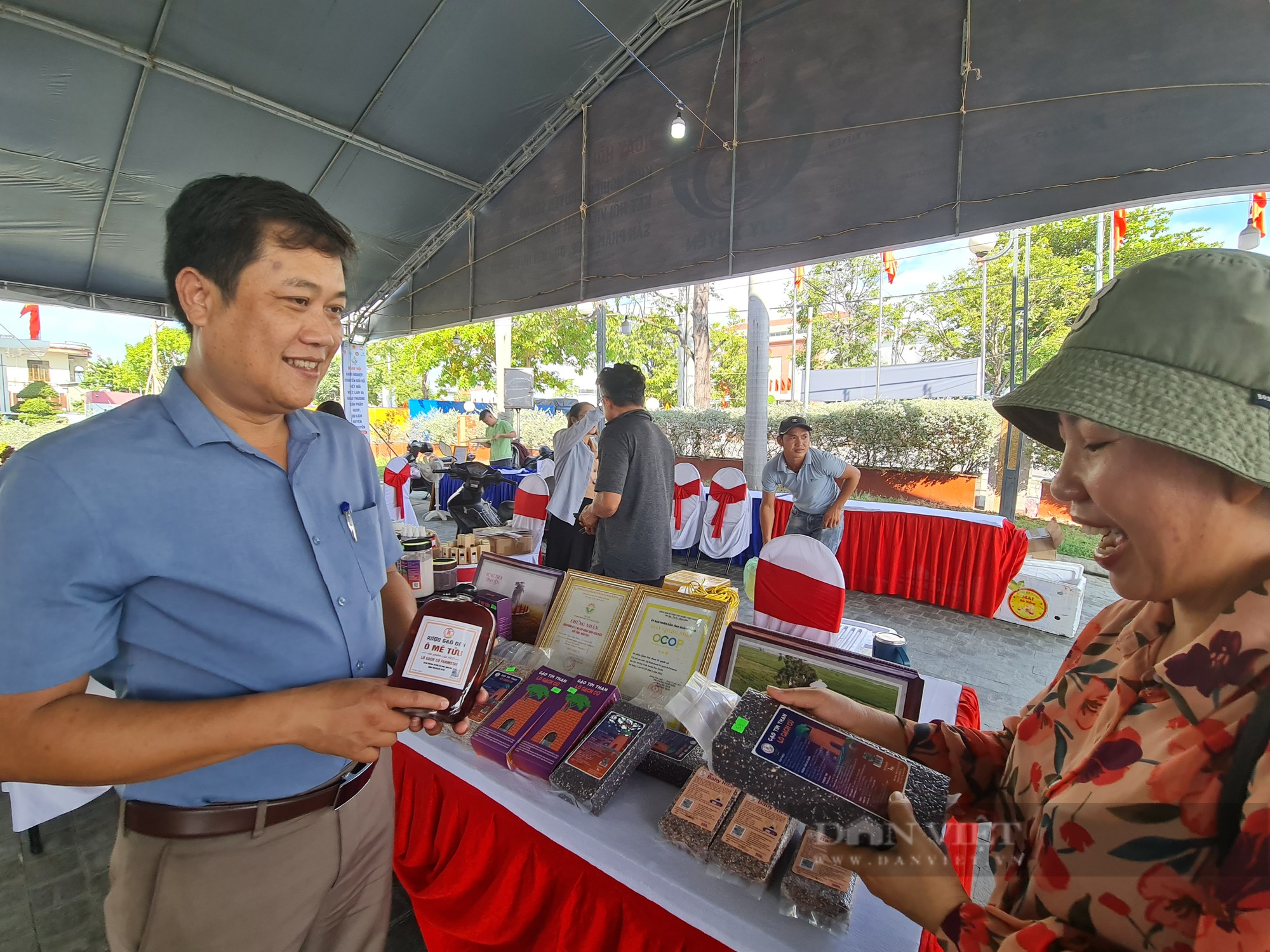 Quảng Nam: Duy Xuyên đưa sản phẩm OCOP khẳng định trên thị trường trong nước và quốc tế - Ảnh 1.