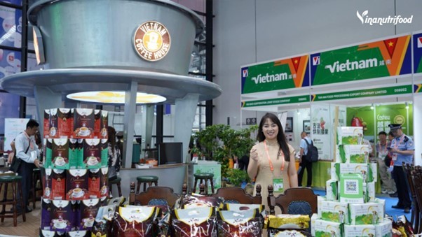 Chuỗi VietNam Coffee House của Vinanutrifood chinh phục CAEXPO 2023 thành công ngoài mong đợi - Ảnh 3.