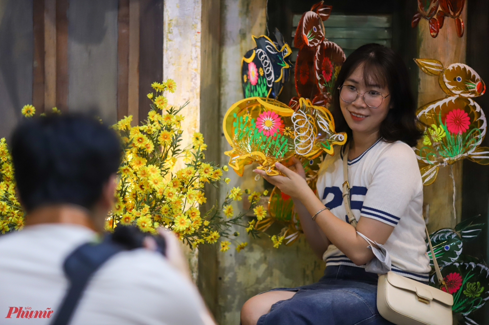 Xem đồ chơi Trung thu cổ phục dựng tại Hoàng thành Thăng Long - Ảnh 8.