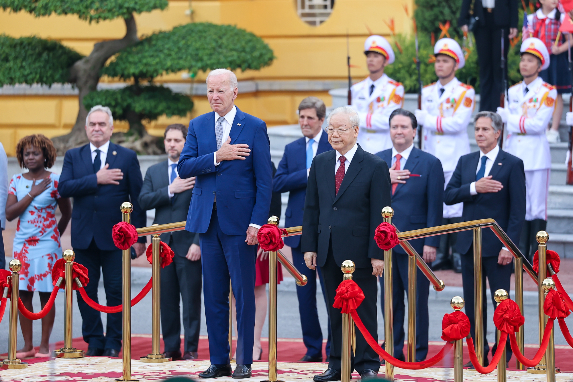 Luận điệu “bẻ lái”, xuyên tạc về đường lối đối ngoại của Việt Nam  - Ảnh 2.