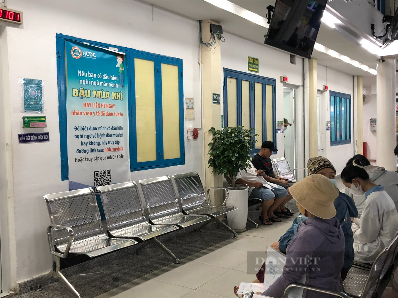 Viện Pasteur TP.HCM nói gì về hai ca đậu mùa khỉ chưa rõ nguồn lây? - Ảnh 1.