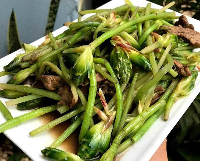 Thứ nụ hoa mỗi năm xuất hiện một lần, trước chả ai ăn giờ lùng mua, giá 70.000 đồng/kg - Ảnh 8. Thứ nụ hoa mỗi năm xuất hiện một lần, trước chả ai ăn giờ lùng mua, giá 70.000 đồng/kg - Ảnh 8.