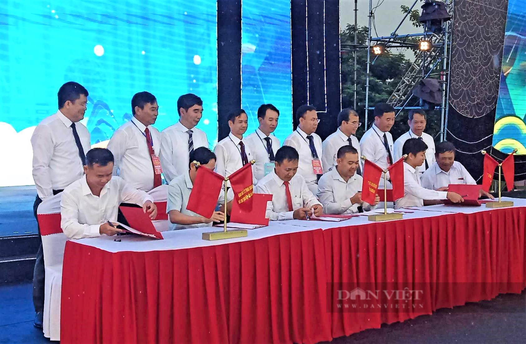 Nhiều sản phẩm của nông dân Hải Dương, một số tỉnh, thành tham gia triển lãm tại Festival TP Chí Linh - Hải Dương 2023 - Ảnh 4.