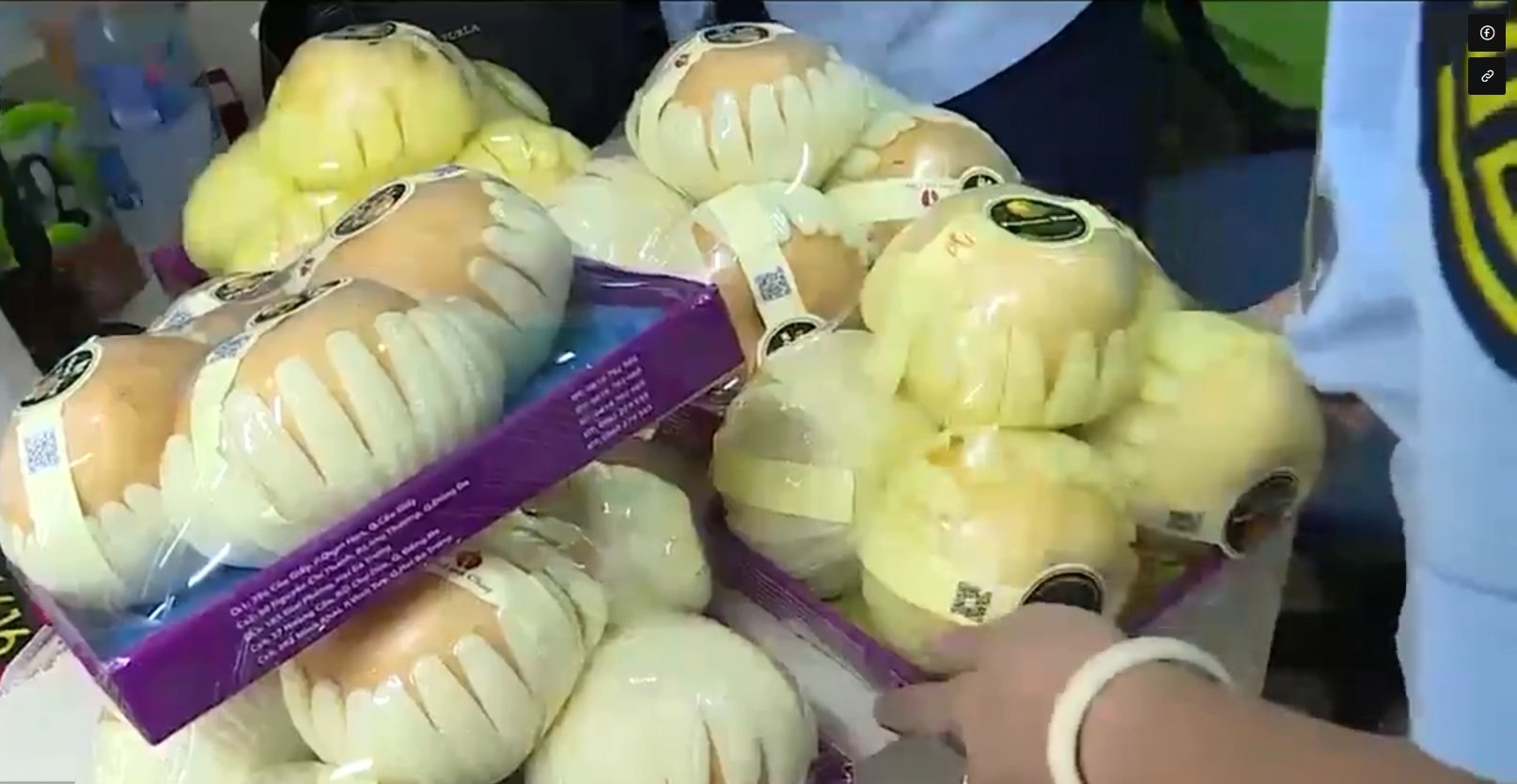 Hô biến lê Trung Quốc thành lê Hàn Quốc bán giá cắt cổ - Ảnh 3.
