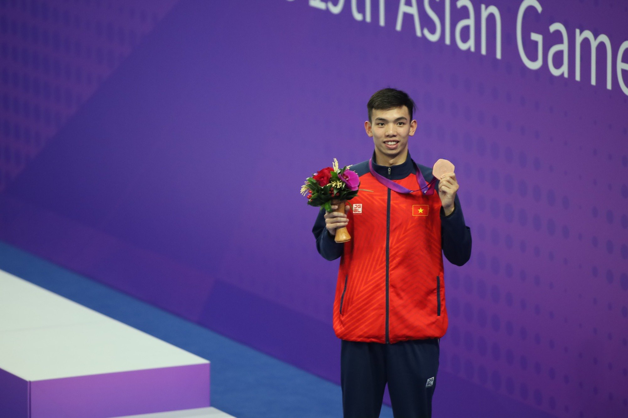 &quot;Tấm HCĐ 400m tự do nằm ngoài sức tưởng tượng của Nguyễn Huy Hoàng&quot; - Ảnh 3.