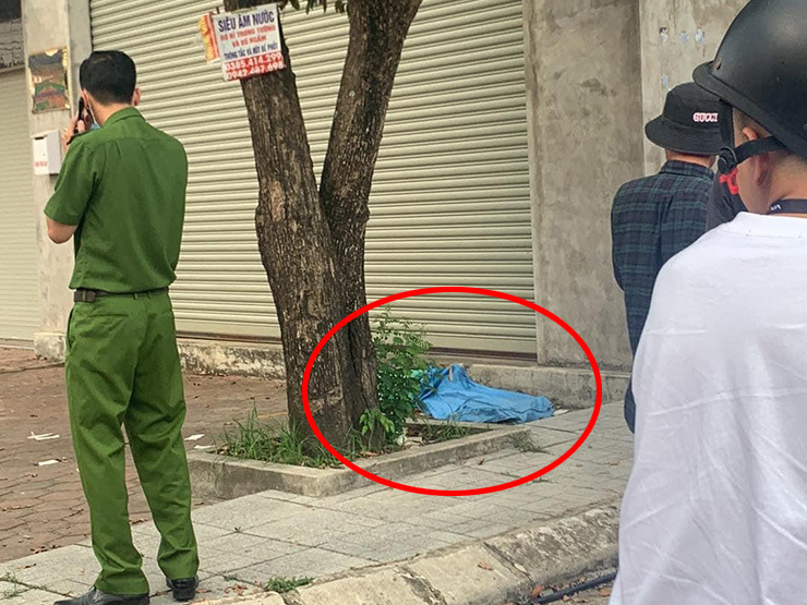 Hồ sơ vụ án: Thi thể cô gái lõa thể trong bao tải màu xanh để ở ven đường (Kỳ 1) - Ảnh 1.