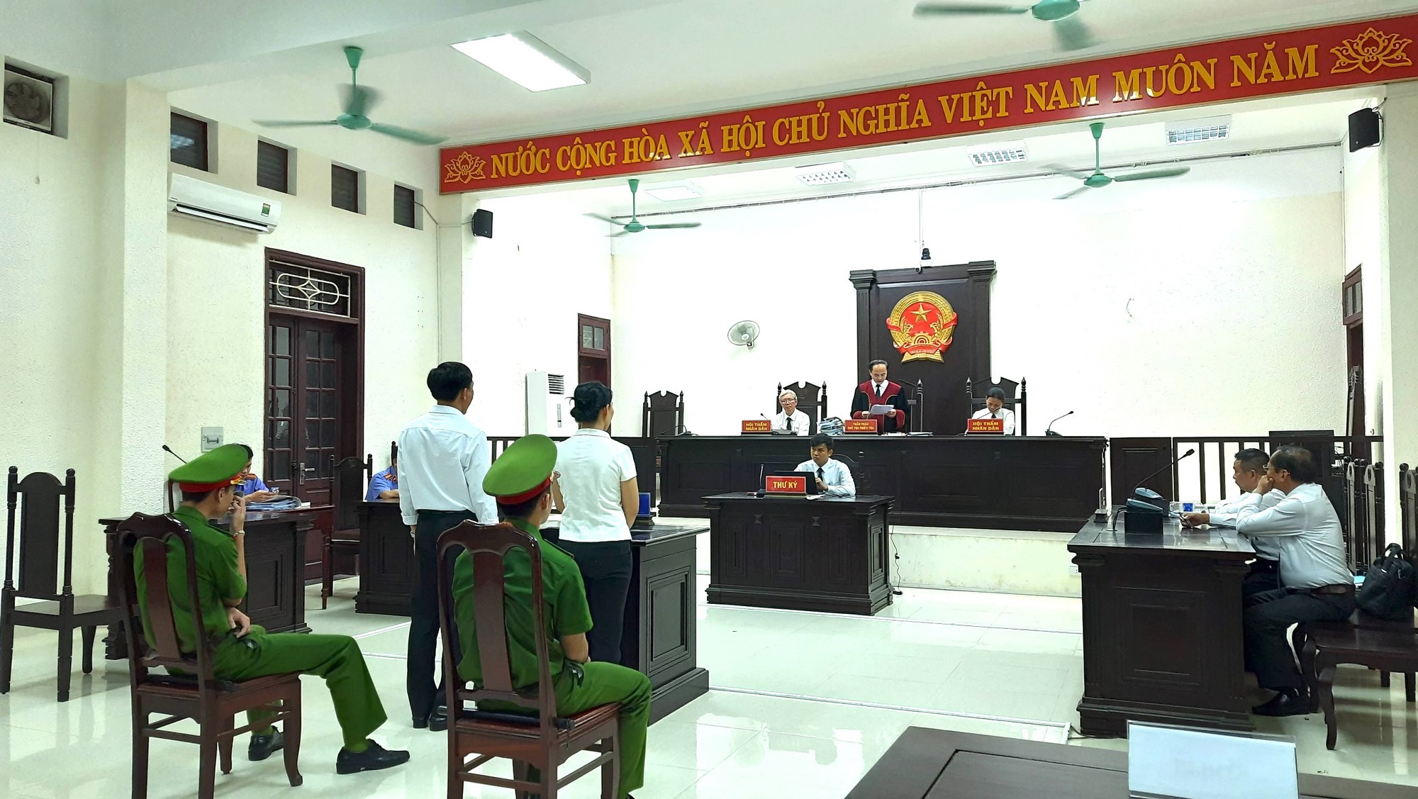 Nhiều cán bộ ở Quảng Trị bị điều tra vì một vụ án đất đai - Ảnh 2.