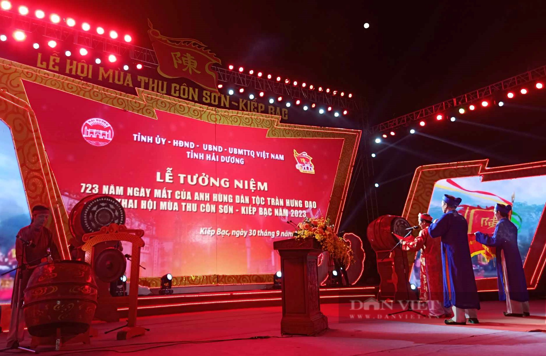 Tưởng niệm 723 năm ngày mất của Anh hùng Dân tộc Hưng Đạo Đại Vương Trần Quốc Tuấn và khai hội mùa thu - Ảnh 5.