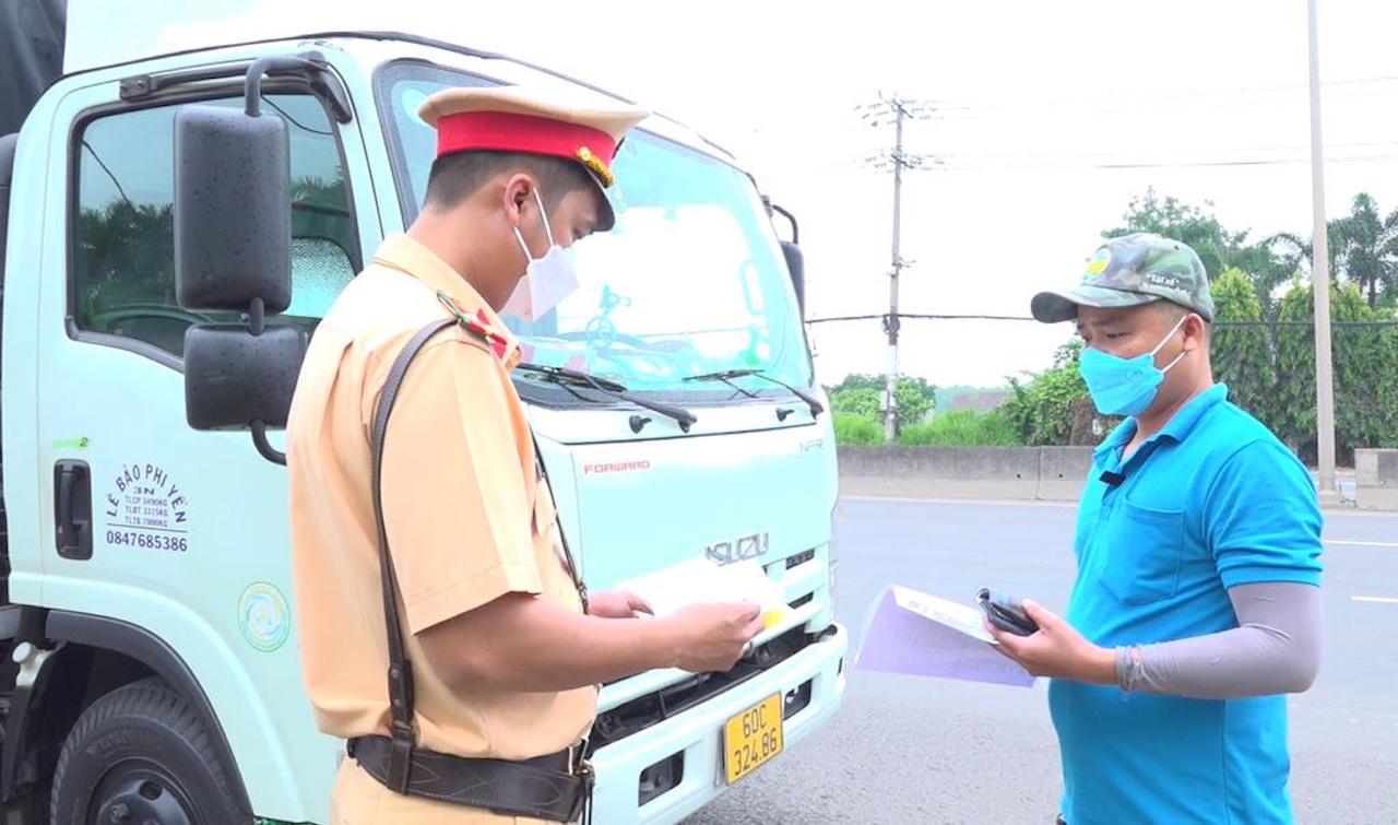 Đồng Nai thu gần 4 tỷ đồng tiền vi phạm giao thông sau 4 ngày nghỉ lễ - Ảnh 2.