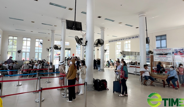 Quảng Ngãi: Chủ tàu khách đầu tiên tuyến Sa Kỳ - Lý Sơn dừng cạnh tranh kiểu cùng chết chùm - Ảnh 3. Quảng Ngãi: Chủ tàu khách đầu tiên tuyến Sa Kỳ - Lý Sơn dừng cạnh tranh kiểu cùng chết chùm - Ảnh 3.