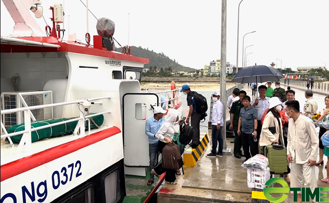 Quảng Ngãi: Chủ tàu khách đầu tiên tuyến Sa Kỳ - Lý Sơn dừng cạnh tranh kiểu cùng chết chùm - Ảnh 8. Quảng Ngãi: Chủ tàu khách đầu tiên tuyến Sa Kỳ - Lý Sơn dừng cạnh tranh kiểu cùng chết chùm - Ảnh 8.