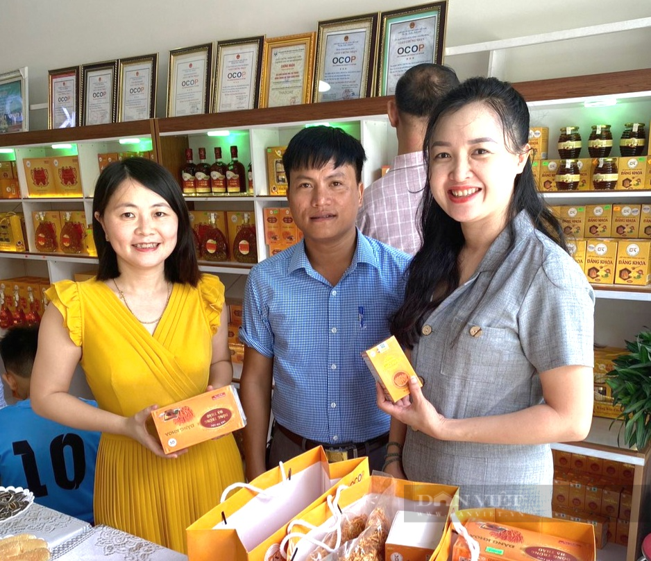 Chàng trai 38 tuổi “ông vua” của 6 sản phẩm Ocop ở Thanh Hóa - Ảnh 1.