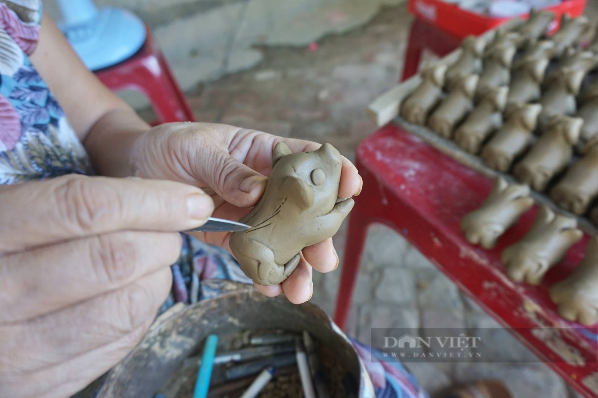 Quảng Nam: Độc đáo món quà mang đậm hồn cốt dân tộc ở phố cổ Hội An - Ảnh 4.