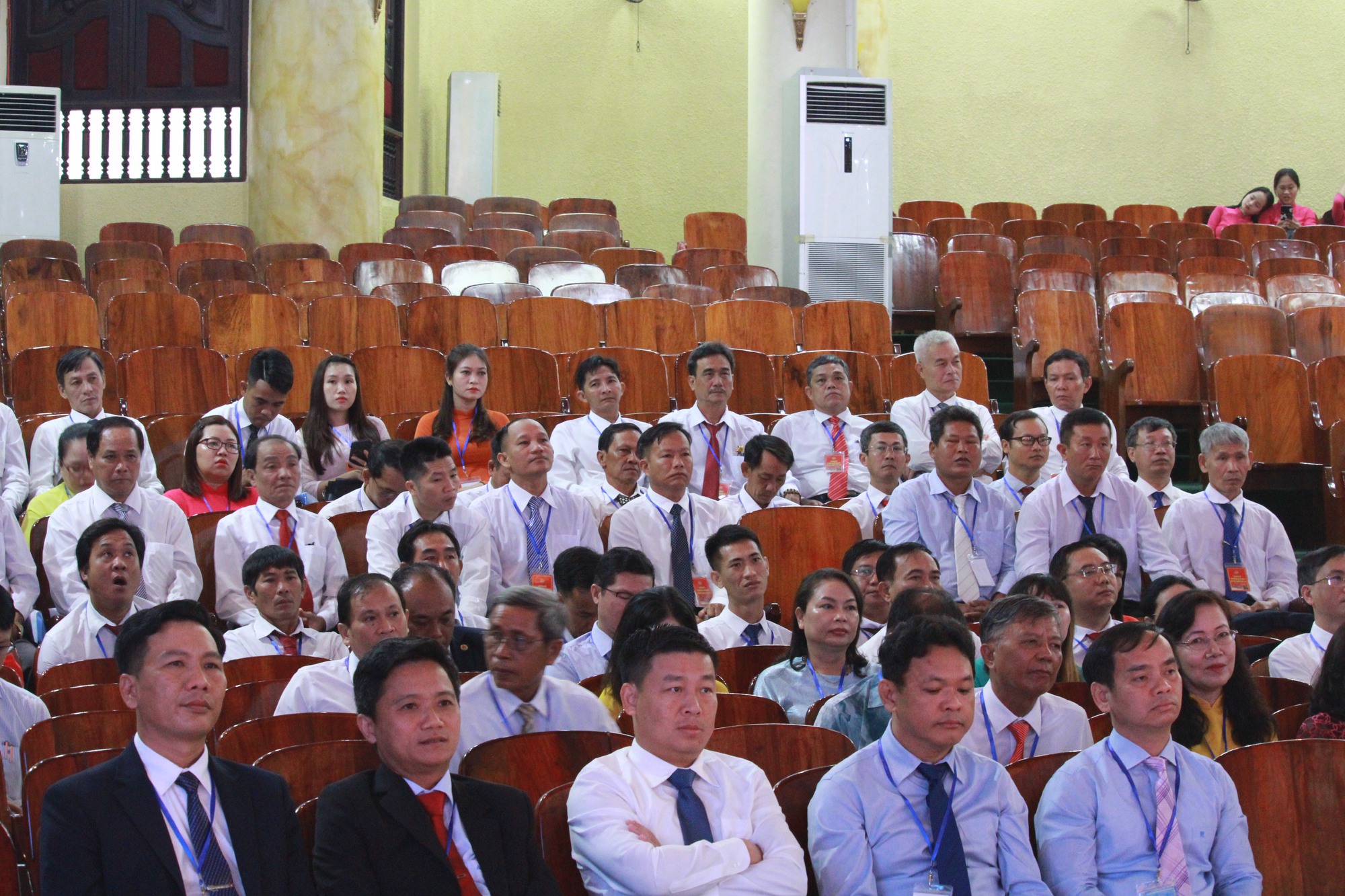 Phó Chủ tịch Hội NDVN Đinh Khắc Đính gợi mở 5 vấn đề tại Đại hội đại biểu Hội Nông dân Khánh Hòa- Ảnh 5.