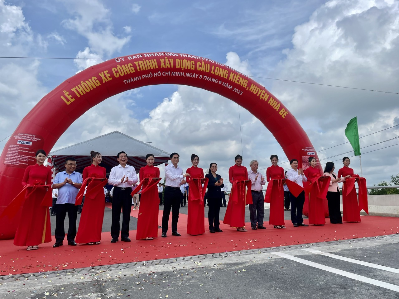 Thông xe cầu Long Kiểng sau 22 năm chờ đợi - Ảnh 1.