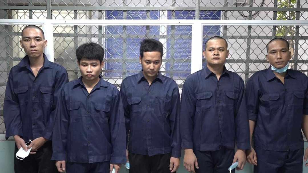 Khởi tố nhóm đối tượng đánh người bị thương vì tranh giành địa bàn rút hầm cầu - Ảnh 1.