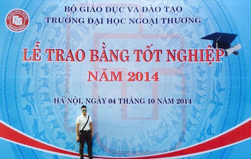 Nam sinh 7 năm nhận 4 bằng đại học trường &quot;hot&quot;, làm thêm trả học phí: IELTS 8.0 và TOEIC 990 - Ảnh 1.