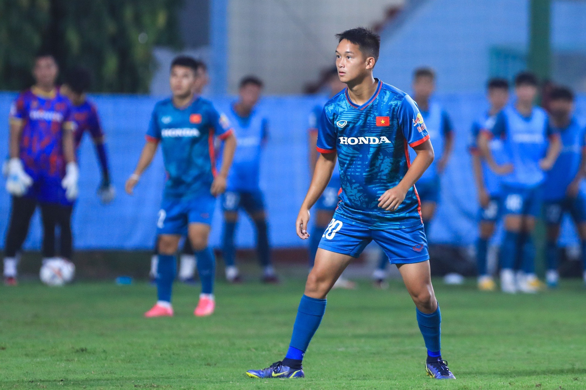 Tin sáng (9/9): Andrej Nguyễn An Khánh &quot;trả giá&quot; vì quyết định của HLV Troussier - Ảnh 1.