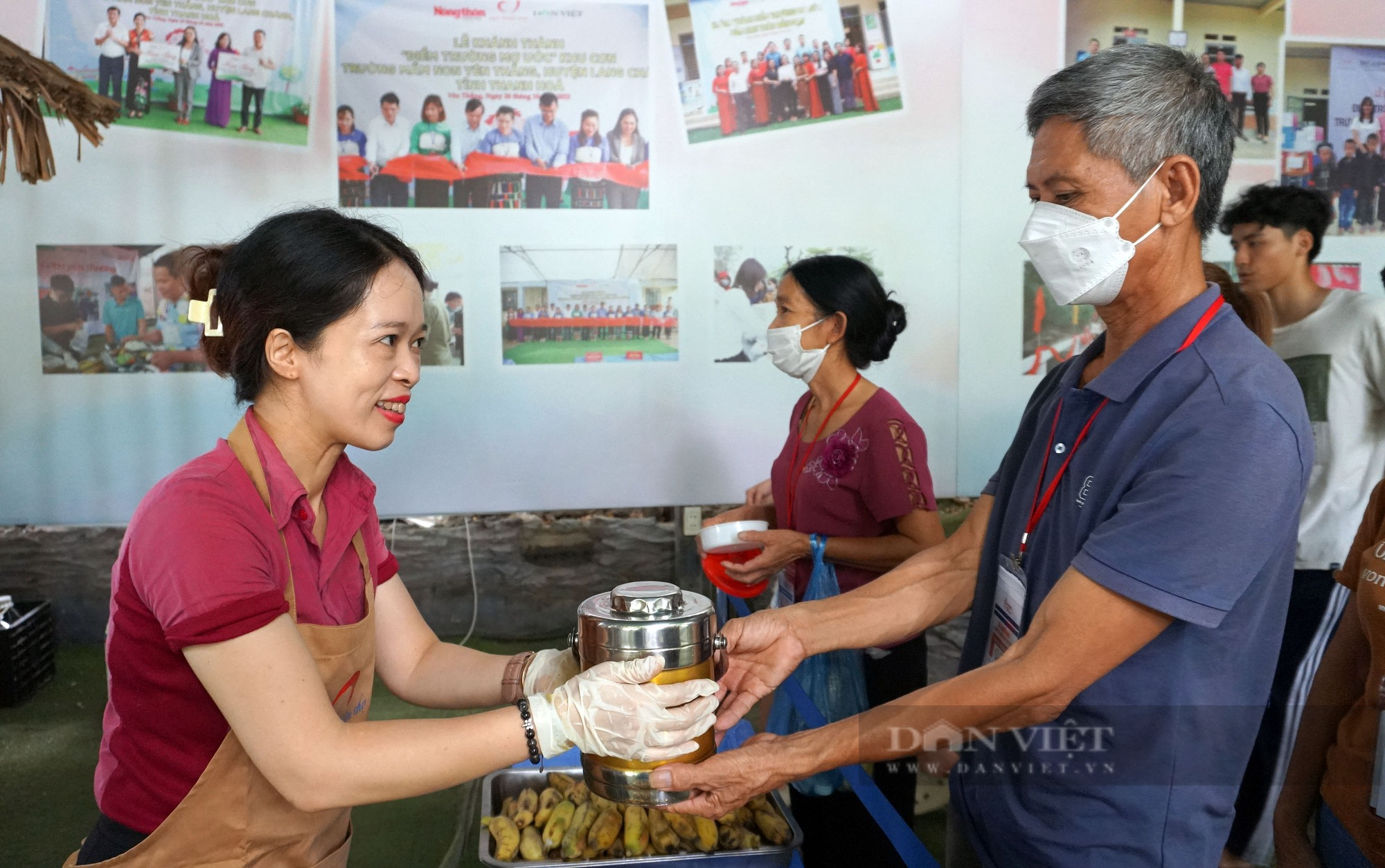Hạnh phúc trao tay vào ngày thứ Bảy - Ảnh 1.