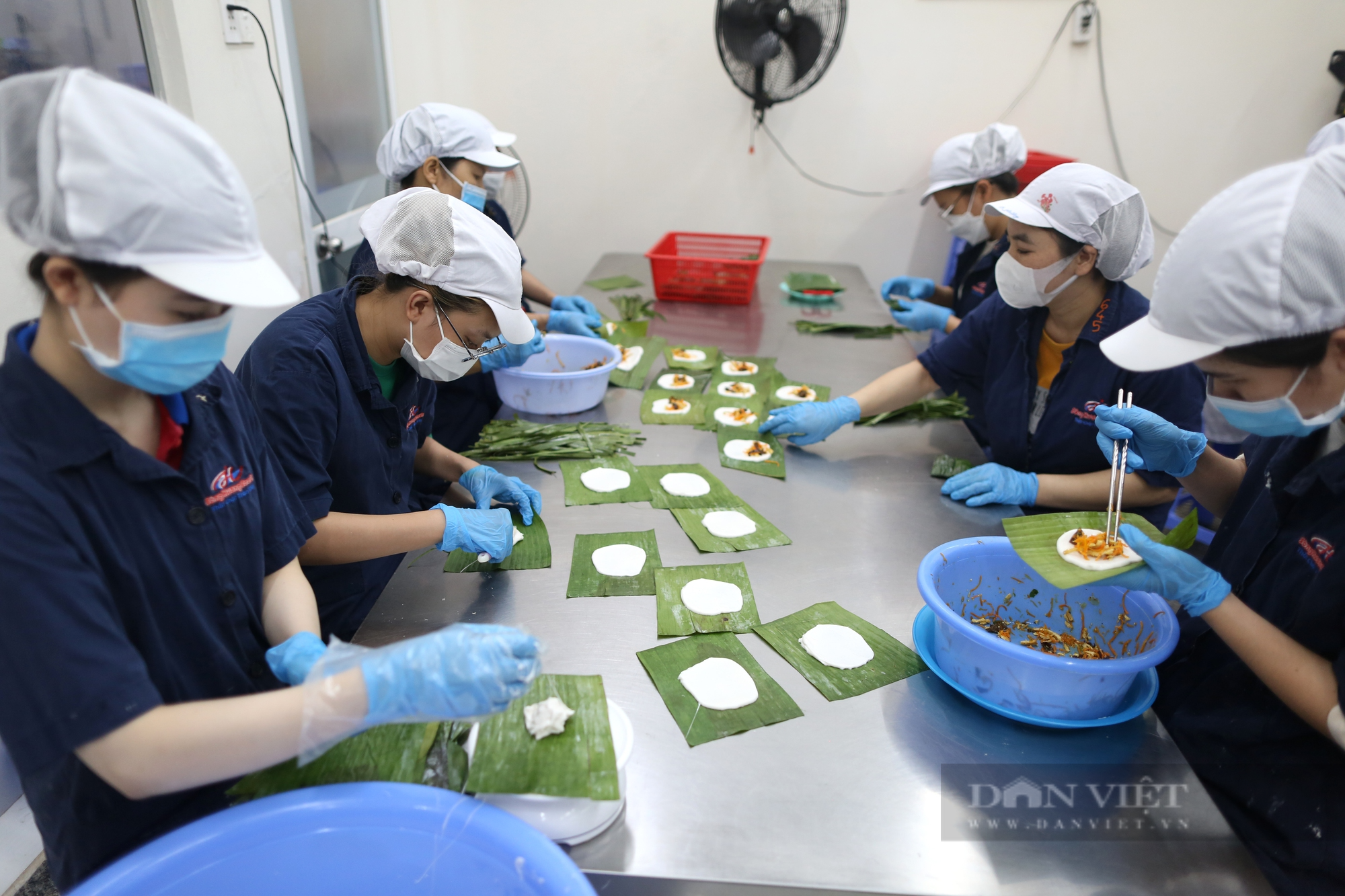 “Chìa khóa” nào để đầu tàu TP.HCM tiêu hơn 381,5 tỷ đồng mỗi ngày? - Ảnh 1.