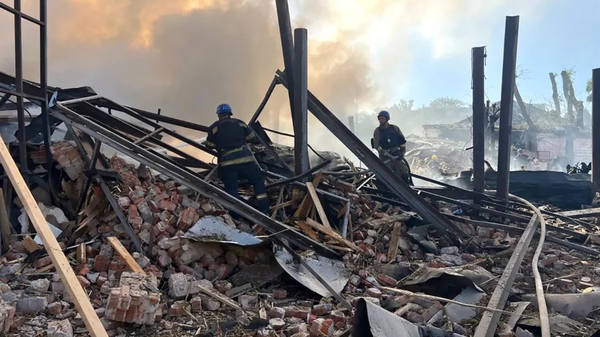 Quê hương ông Zelensky bị oanh tạc dữ dội, Ukraine tiết lộ thứ giúp Nga ngăn Kiev phản công  - Ảnh 1.