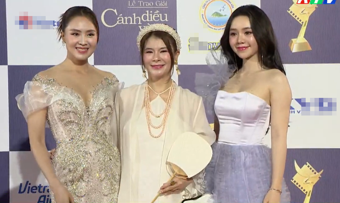 Bảo Thanh tiết lộ tái xuất, Phương Oanh một mình tới Lễ trao giải Cánh diều 2023 - Ảnh 10.