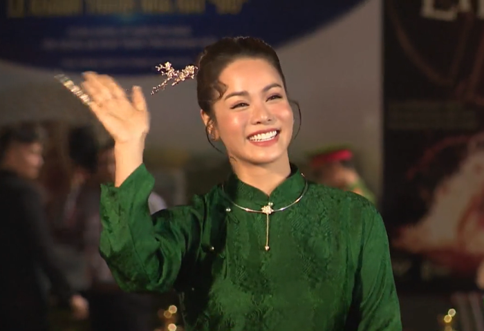Bảo Thanh tiết lộ tái xuất, Phương Oanh một mình tới Lễ trao giải Cánh diều 2023 - Ảnh 9.