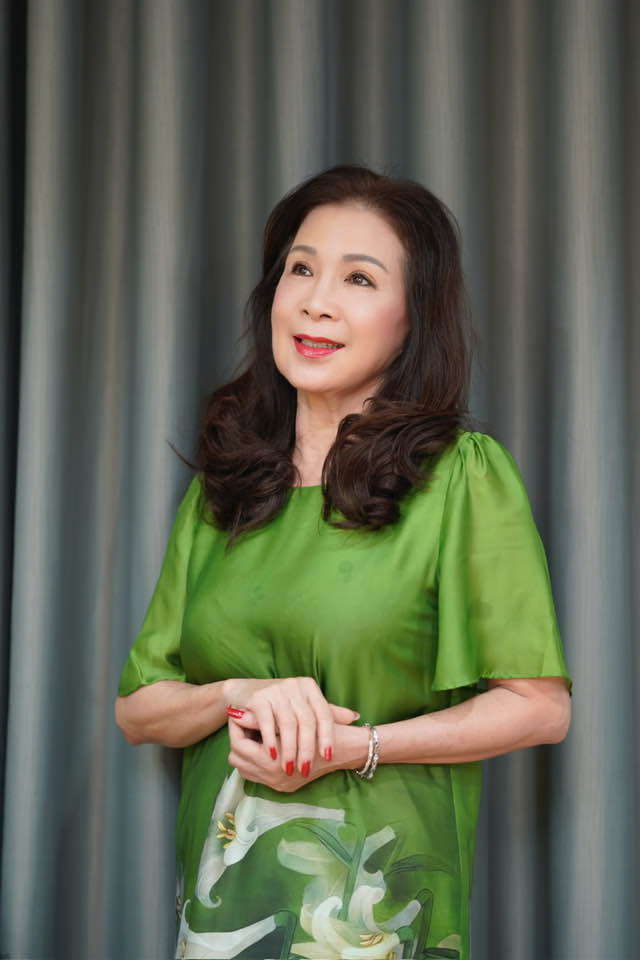 NSND Kim Xuân: &quot;Khi yêu sẽ chẳng bao giờ muốn nghỉ hưu&quot; - Ảnh 4.