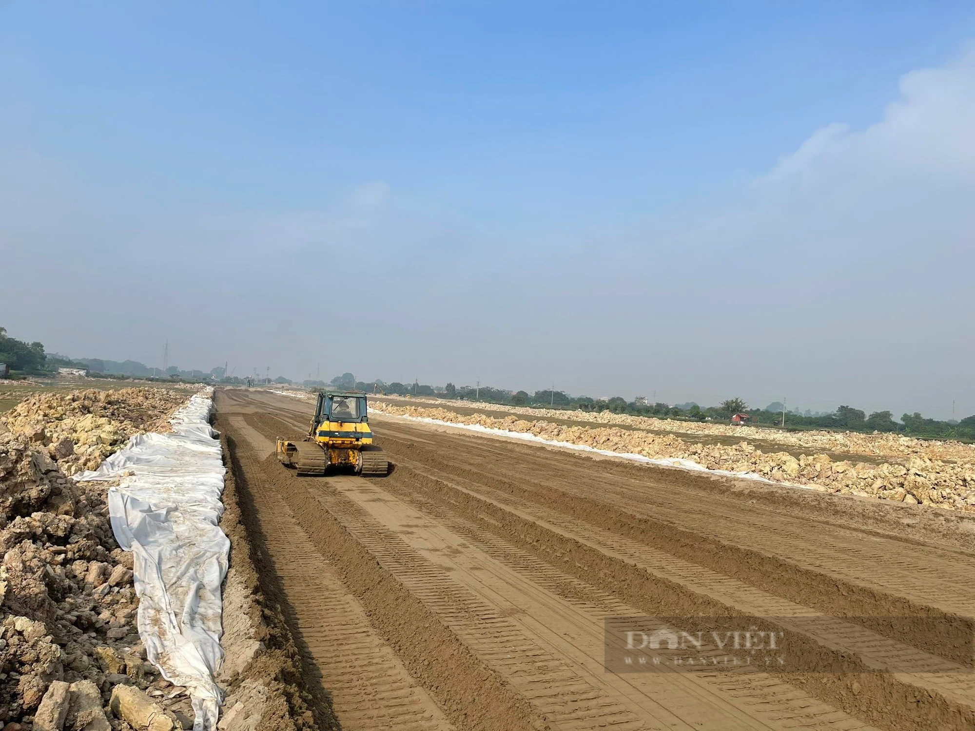 Huyện Đan Phượng: Giải phóng mặt bằng dự án đường Vành đai 4 đạt 98% - Ảnh 2.